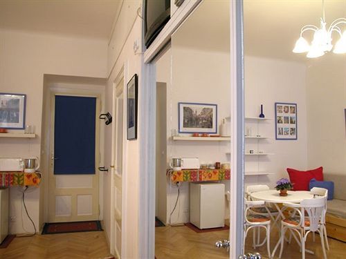 Pragues Rainbow Guest House Exterior photo
